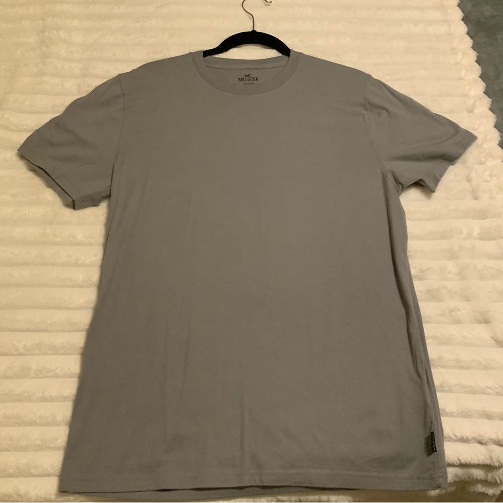 HOLLISTER Men's Light Gray Short Sleeve Tee